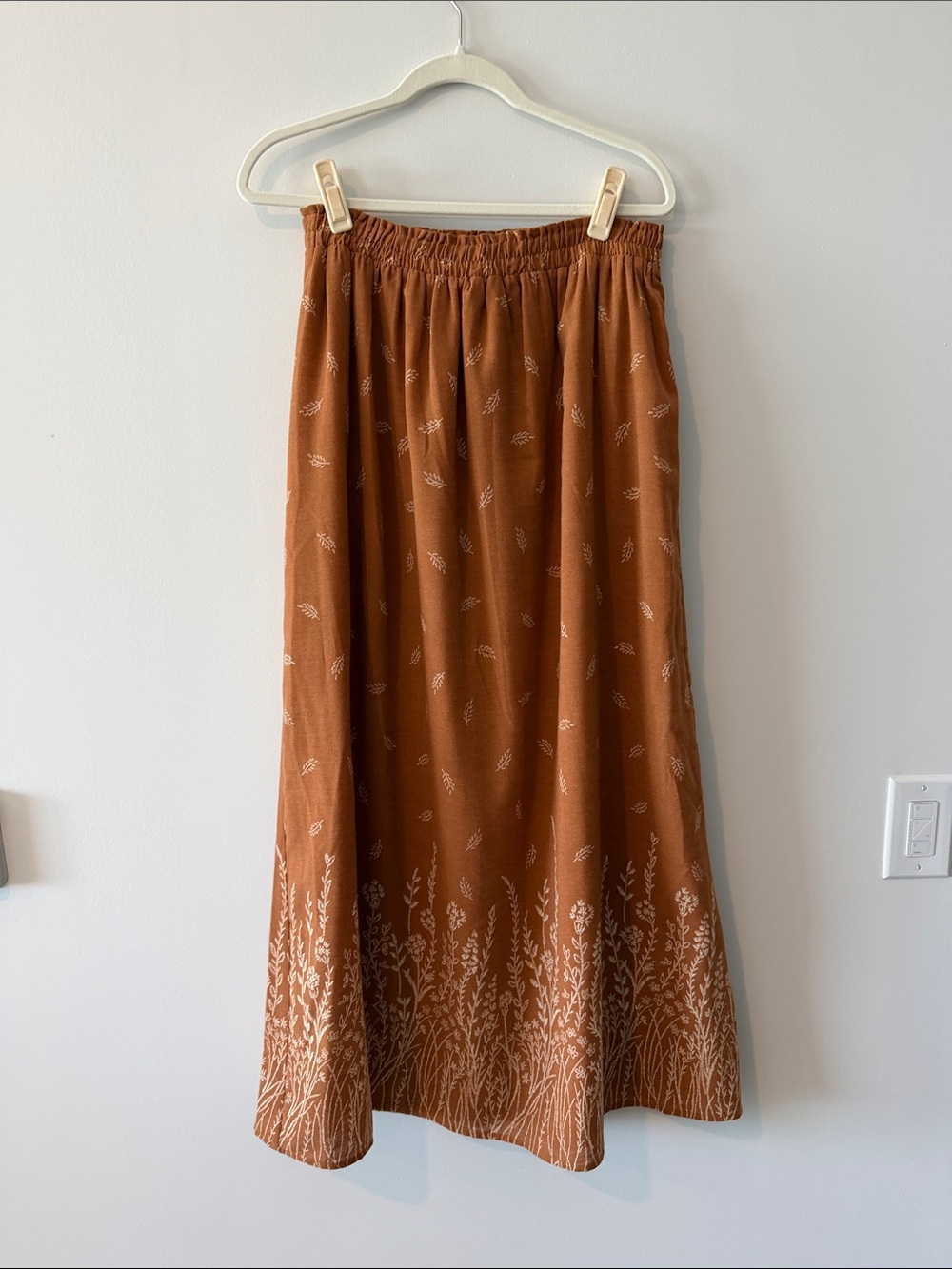 DR2 Rust Brown Maxi Skirt with Cream Botanical Border